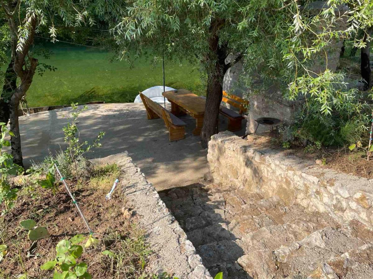 House On The River Blagaj Exterior foto