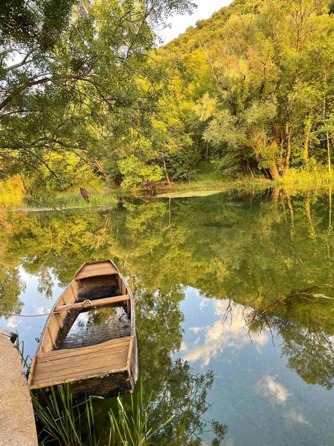 House On The River Blagaj Exterior foto
