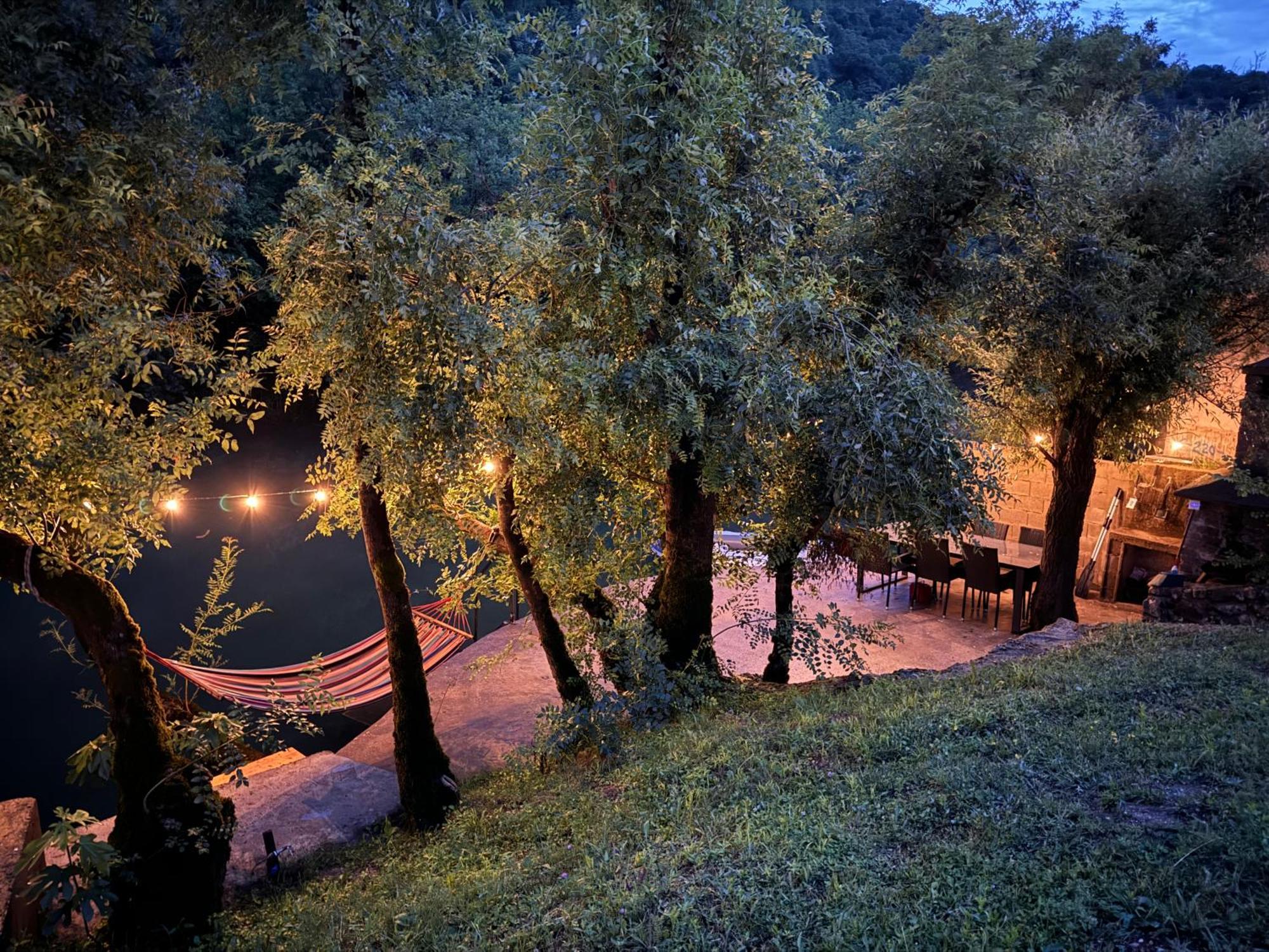 House On The River Blagaj Exterior foto